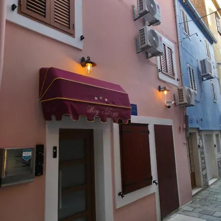 Pensionat Lighthouse Center 3*