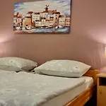 Lighthouse Center Konukevi 3*