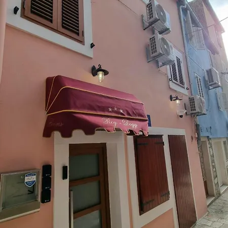 Lighthouse Center Guest house Zadar