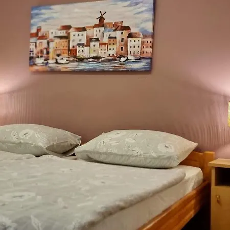 Lighthouse Center Гостевой дом 3*