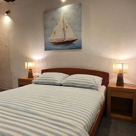 Guest house Lighthouse Center 3*