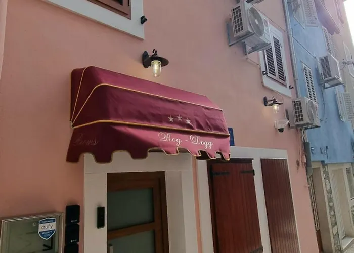 Lighthouse Center Guest house Zadar